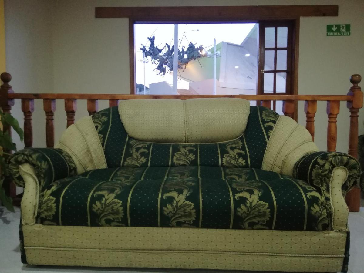 Hotel El Cangrejo ไพพ่า ภายนอก รูปภาพ